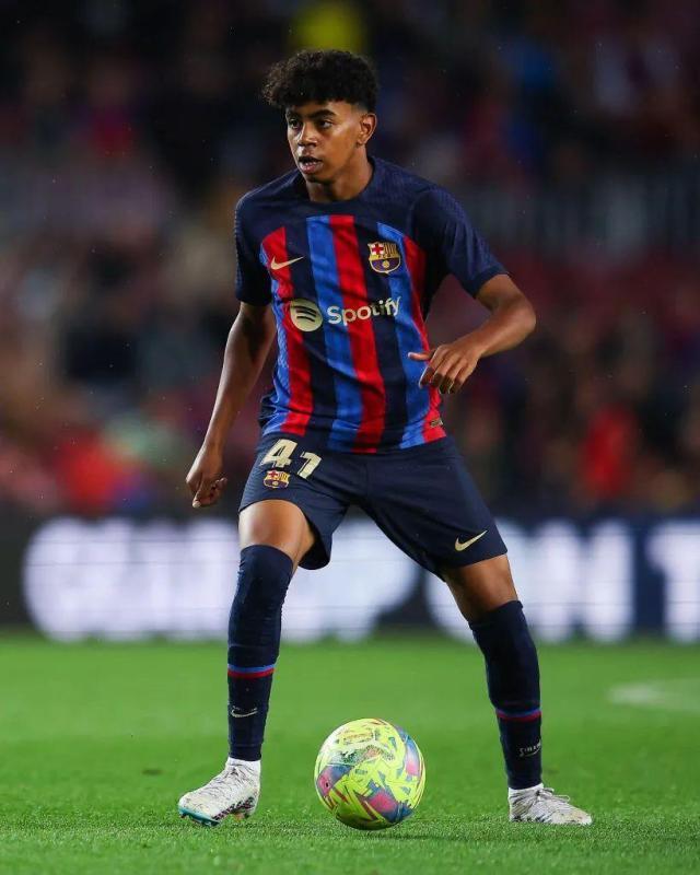 1682807465482045960.jpg 1682807457.jpg