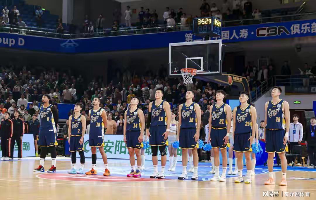广东队再传坏消息，爆料超级锋线被喷赛季报销，大外援没戏了